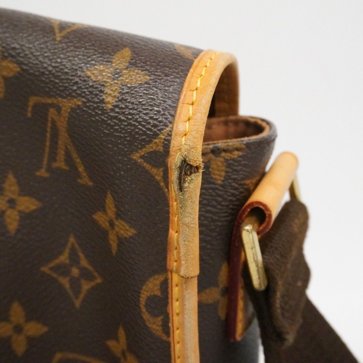 Louis Vuitton Shoulder Bag Monogram Messenger Bosford PM Brown — view 6