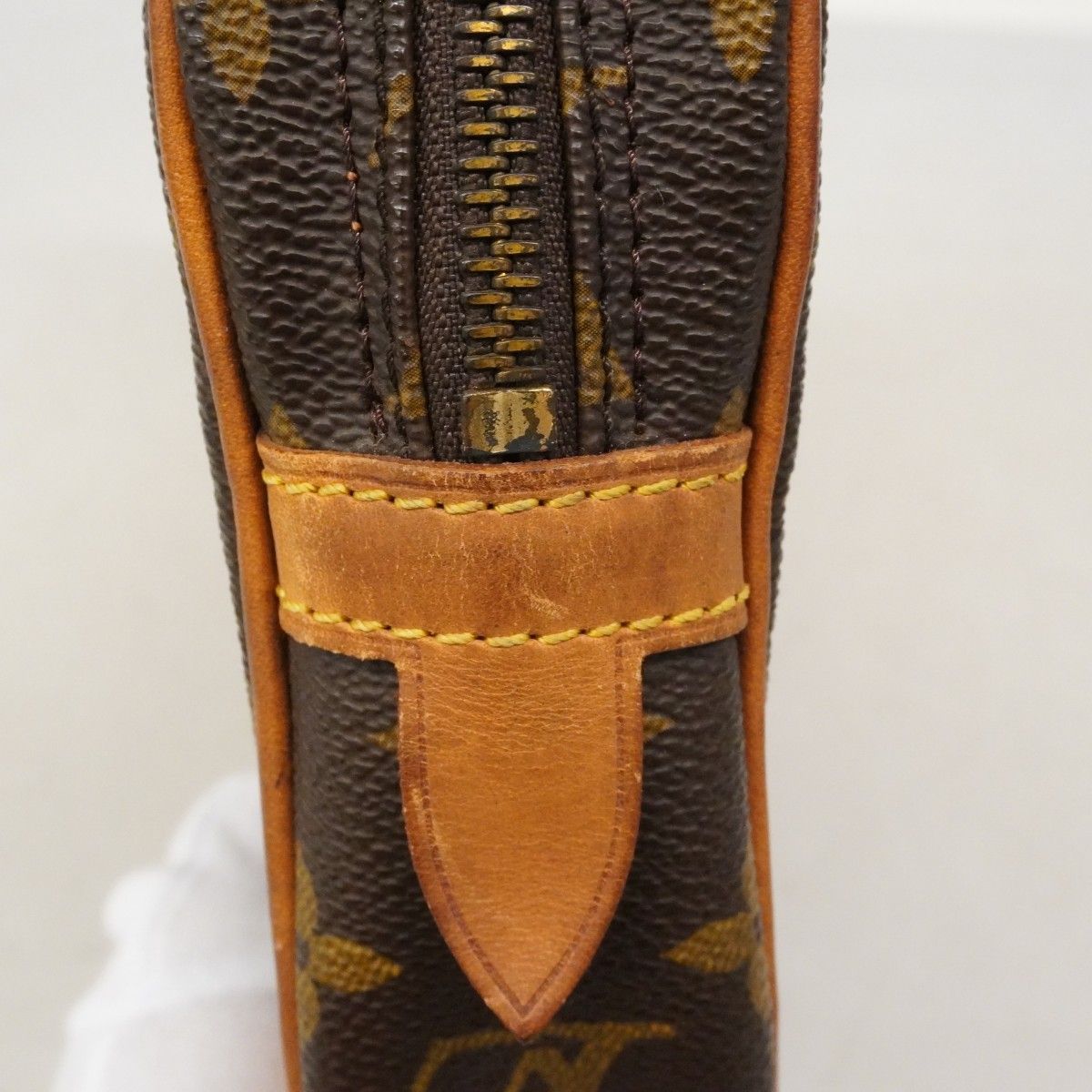 Louis Vuitton Clutch Monogram Marly Dragonne GM Brown — view 8