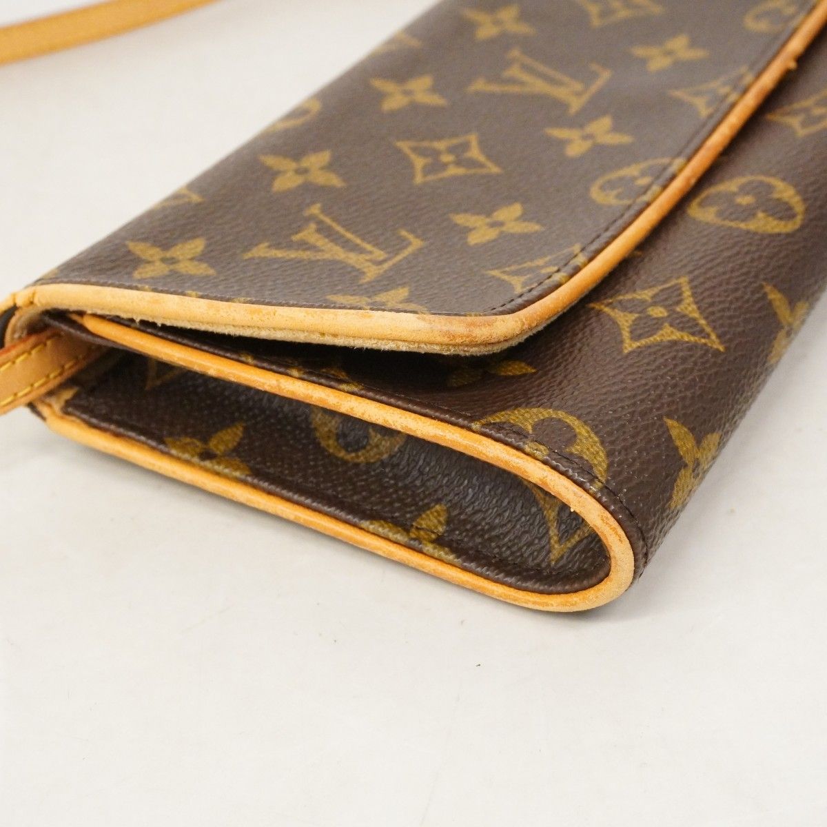 Louis Vuitton Shoulder Bag Monogram Pochette Twin GM Brown — view 8