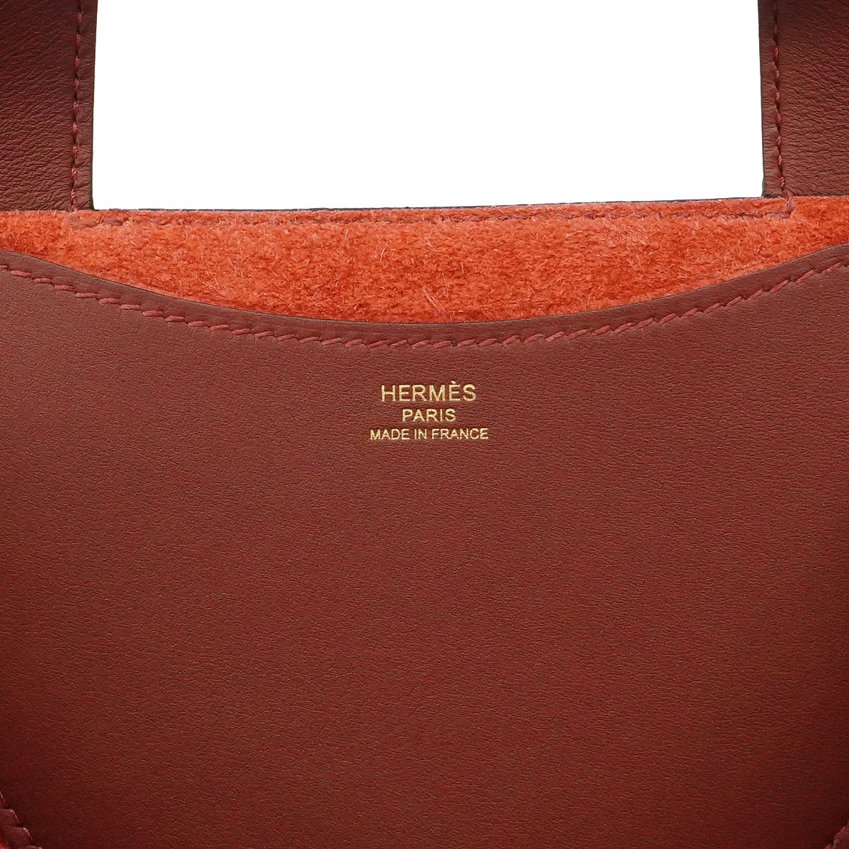 Hermes Handbag in the Loop 23 Taurillon Clemence Swift Rouge Ache Gold — view 5