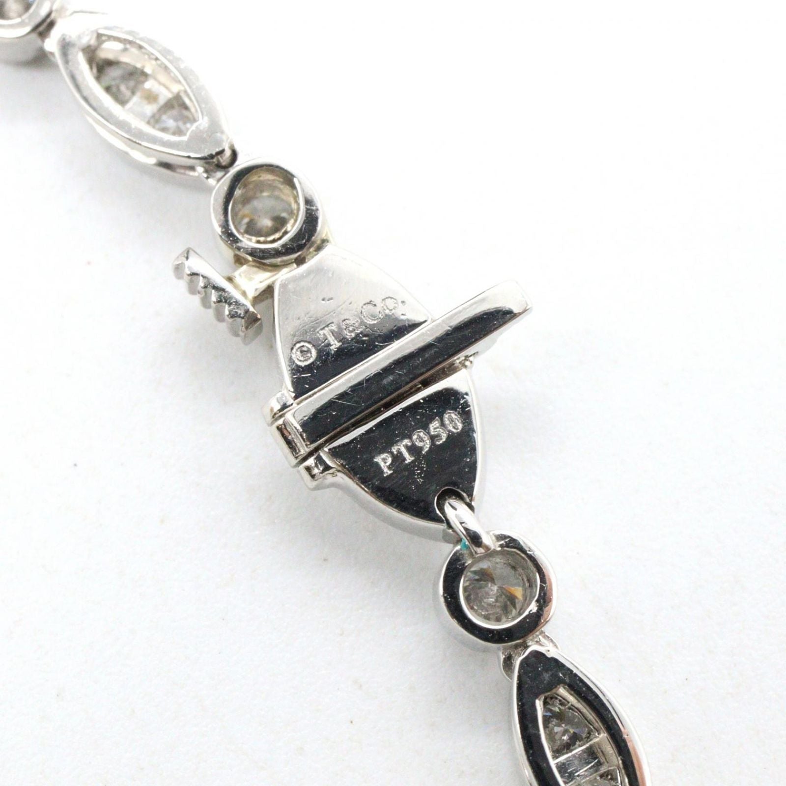 Tiffany & Co Necklace Swing Diamond 41 cm Platinum — view 3