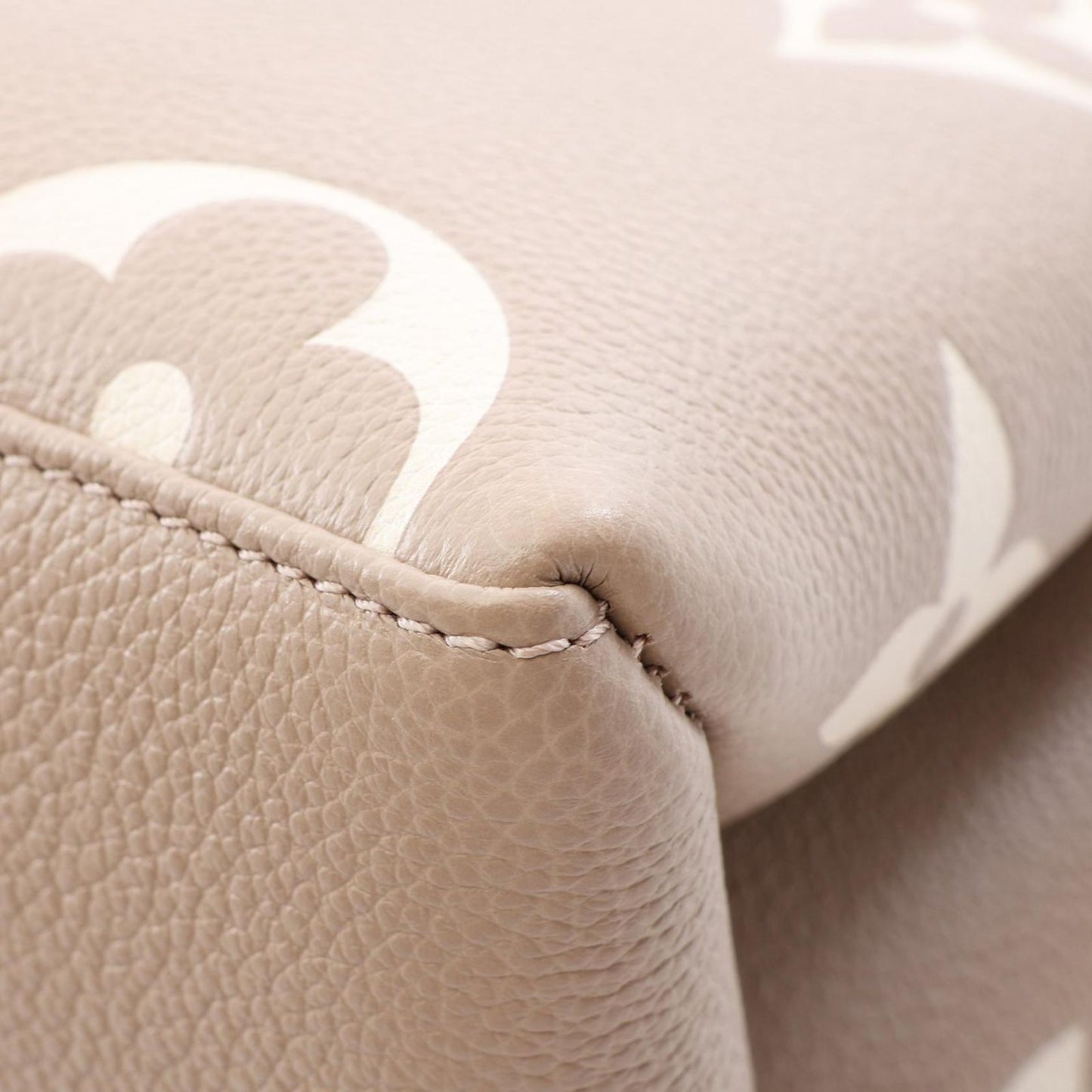 Louis Vuitton Handbag Petit Palais PM Monogram Empreinte Tourtrere Cream 2-Way — view 6
