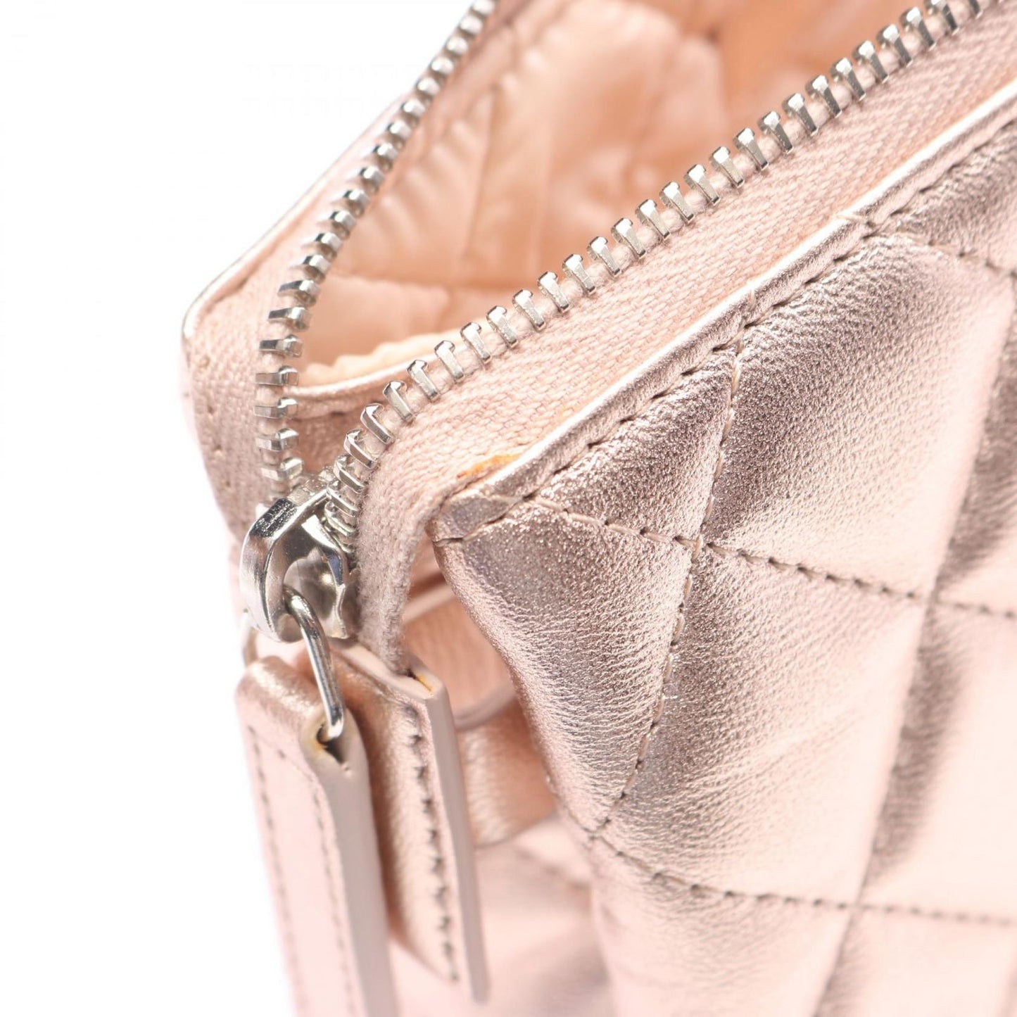 Chanel Pouch Quilted Metallic Rose Gold Lambskin — view 6