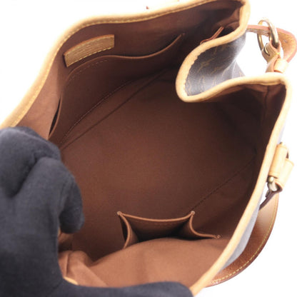 Louis Vuitton Handbag Batignolles Canvas Leather — view 3
