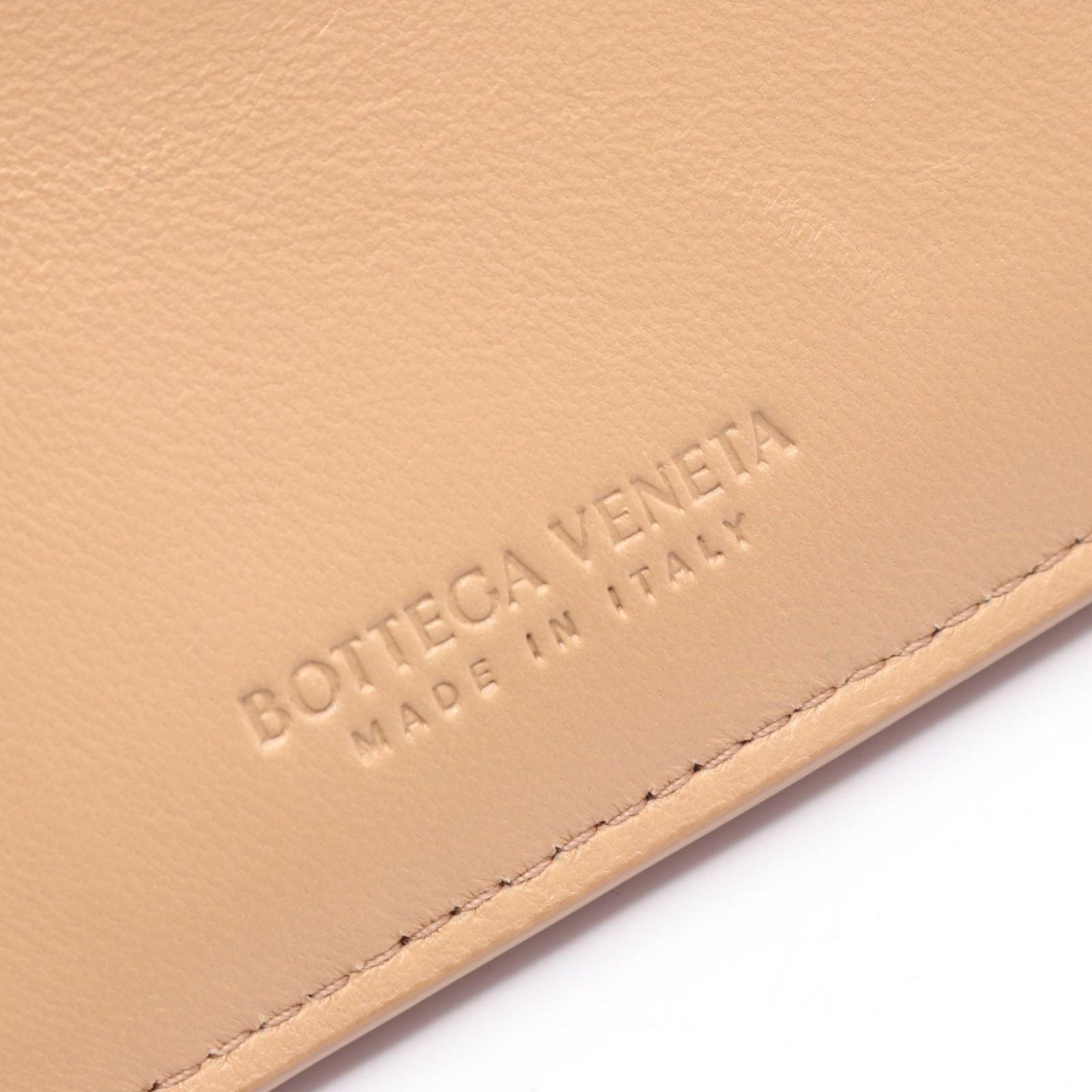 Bottega Veneta Coin Case Cassette Card Beige Leather Maxi Intrecciato — view 4