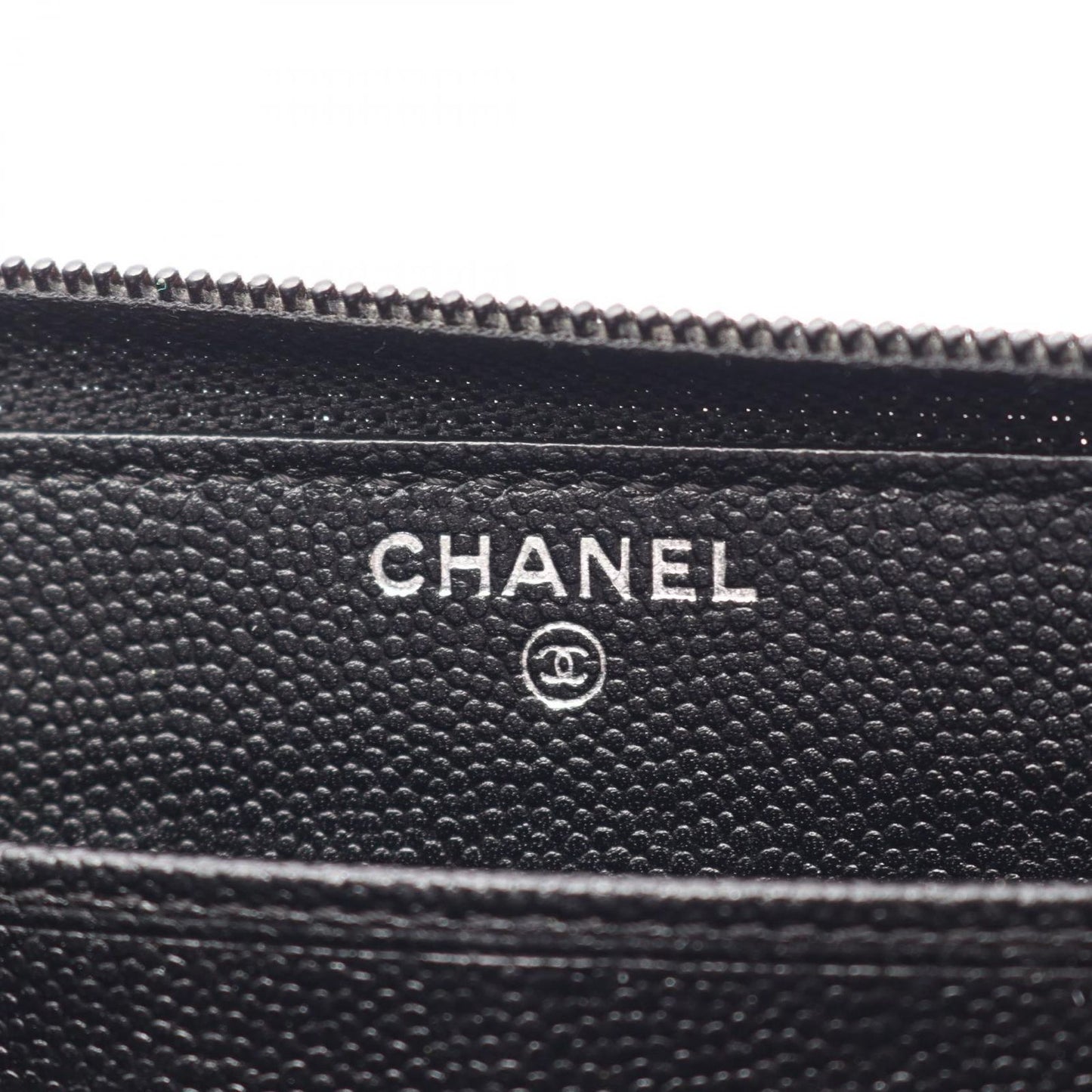 Chanel Round Wallet CC Logo Black Caviar Leather — view 4