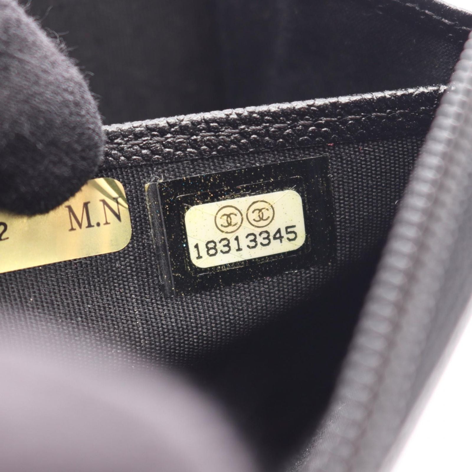 Chanel Round Wallet CC Logo Black Caviar Leather — view 5