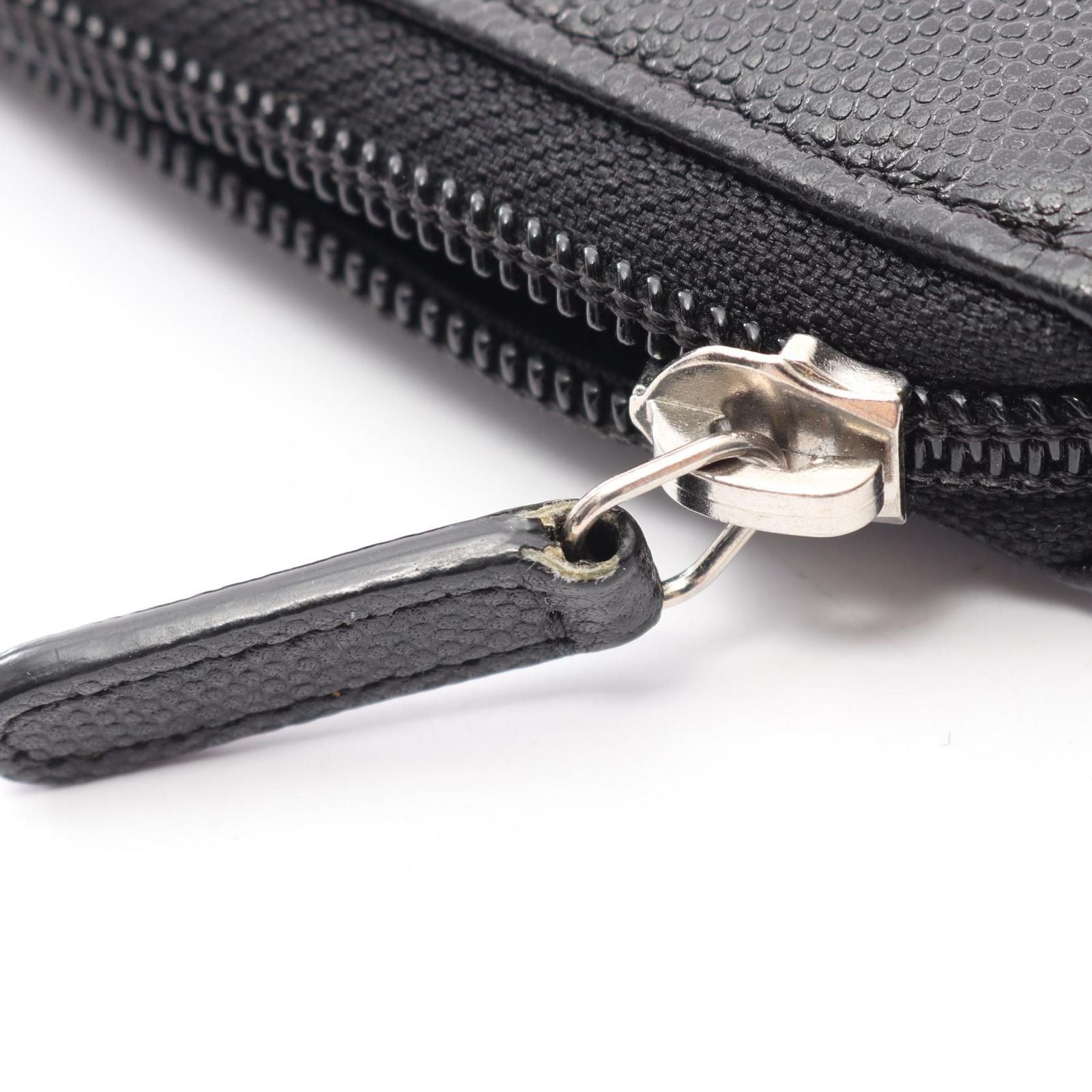 Chanel Round Wallet CC Logo Black Caviar Leather — view 6