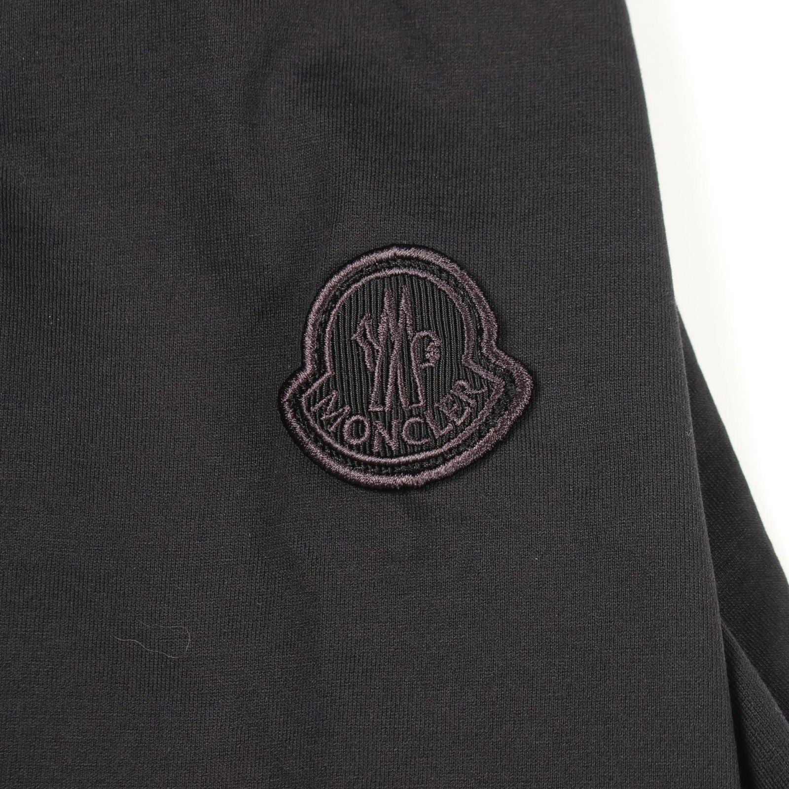 Moncler Short Sleeve T-Shirt Sequin Logo Cropped Cotton — view 6