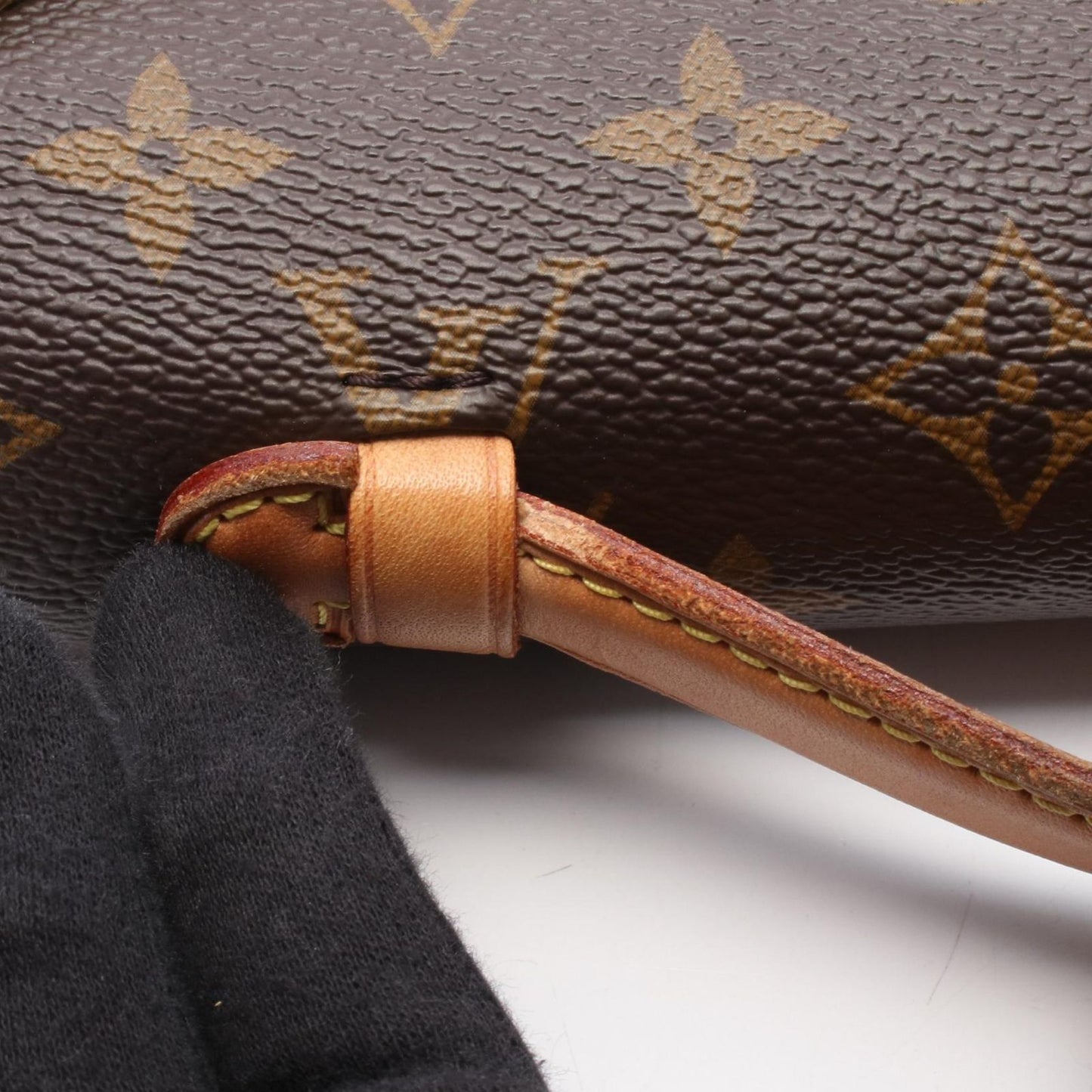 Louis Vuitton Handbag Pochette Metis Monogram 2-Way Canvas Leather — view 5