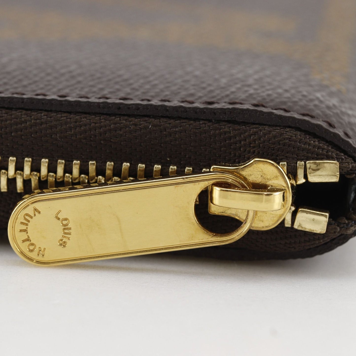 Louis Vuitton Zippy Coin Purse Monogram Giant Brown Case — view 8