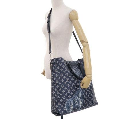 Louis Vuitton Savannah 2-Way Tote Chapman — view 9
