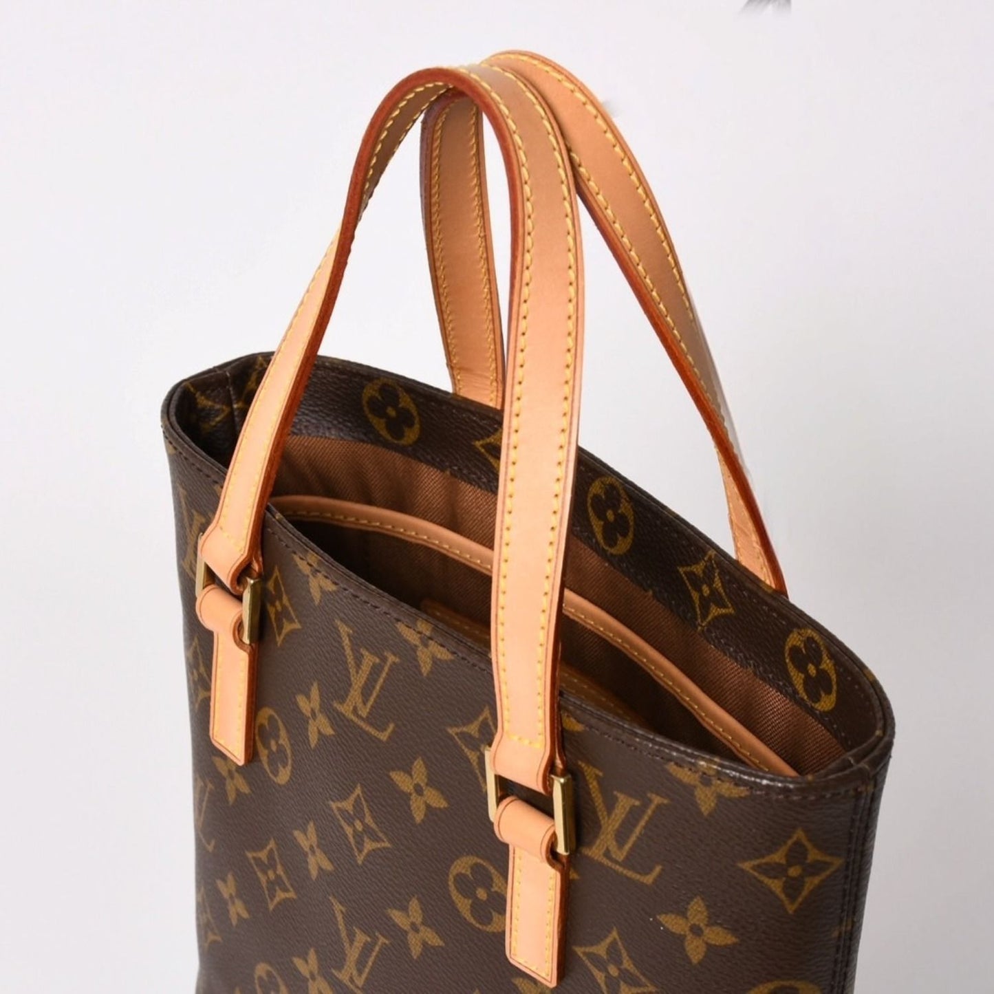 Louis Vuitton Vavin PM Handbag Monogram Leather Brown — view 5