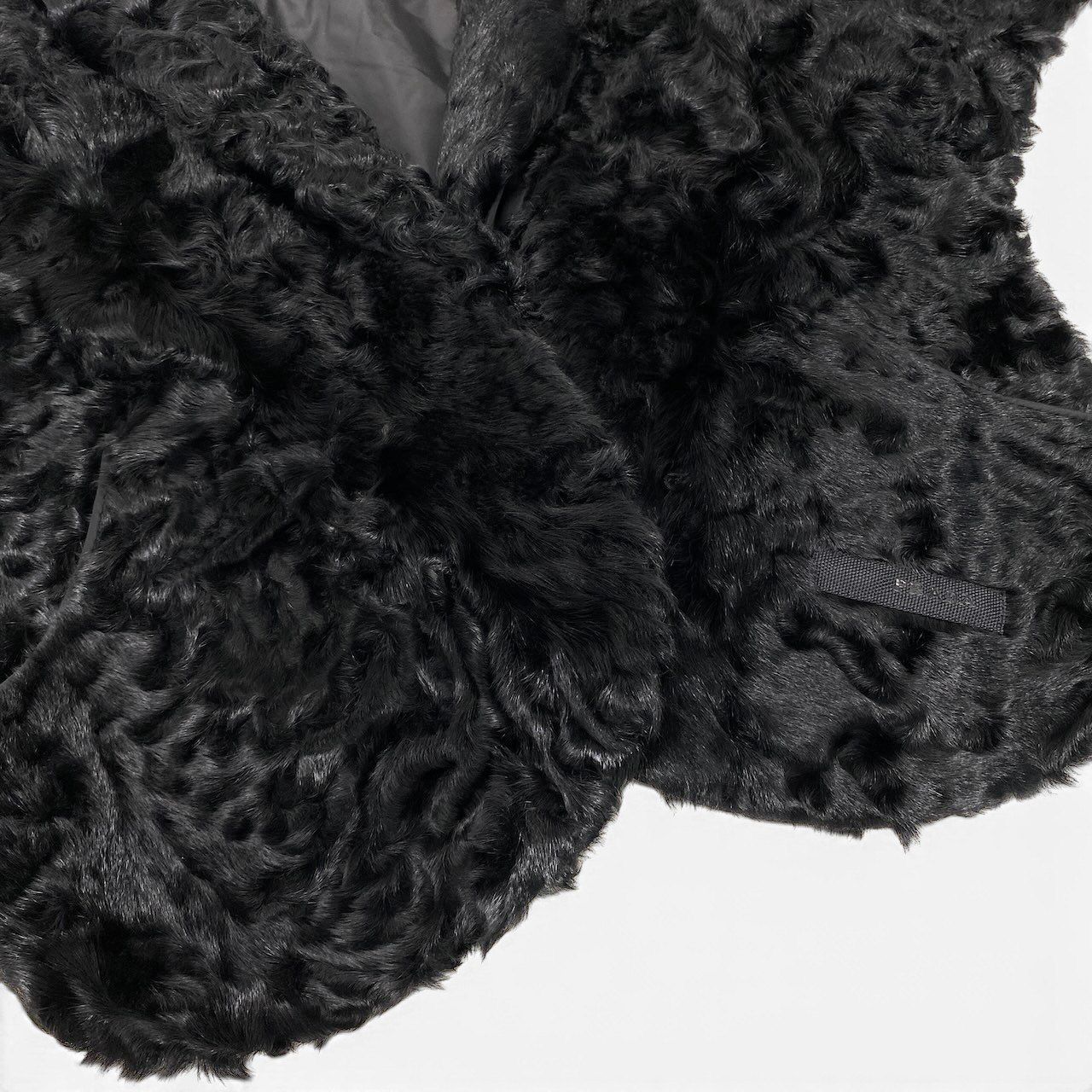 Prada Prda Calgum Lamb Pocono Fur Poncho Large Shawl Black Scarf — view 6