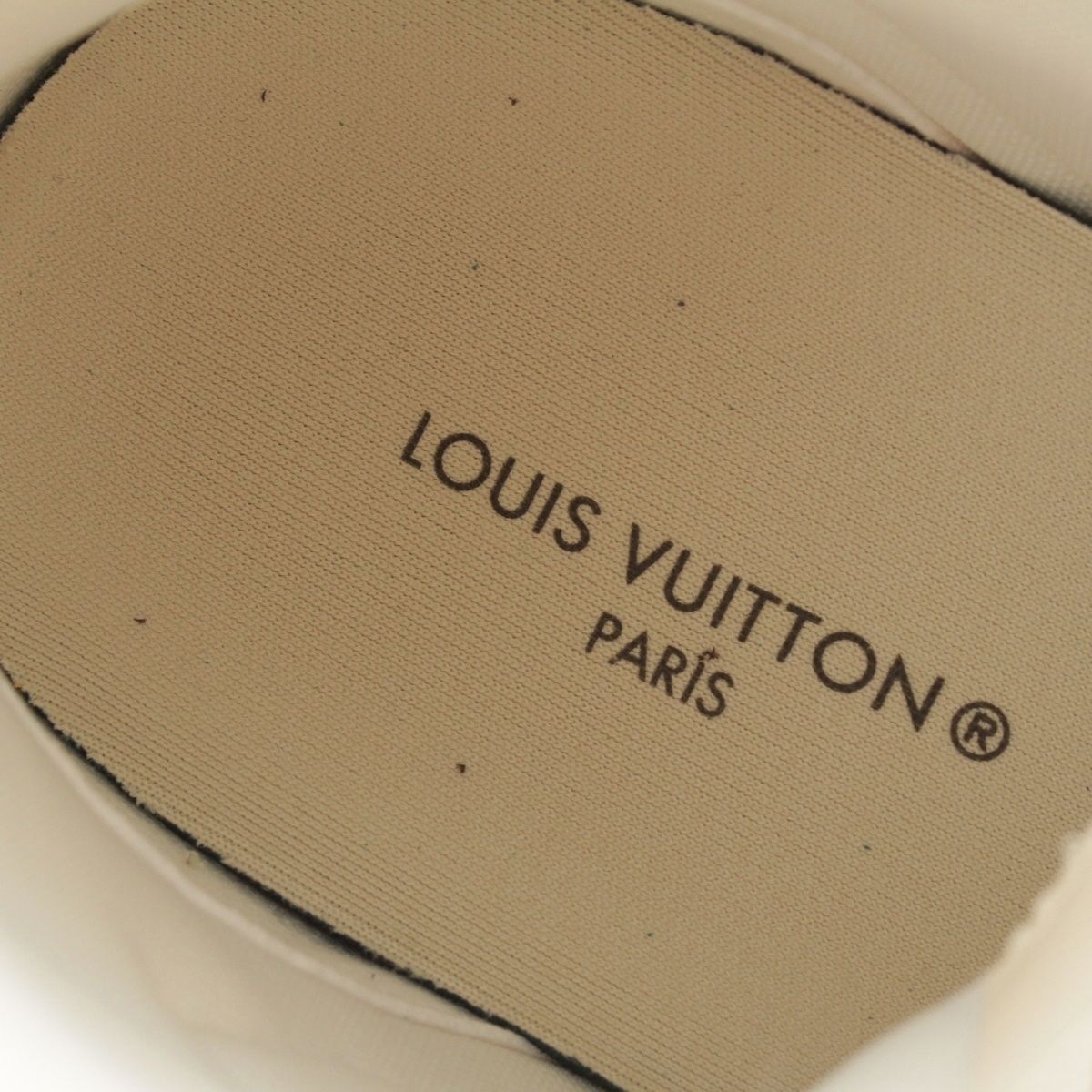 Louis Vuitton Monogram Charlie Line High Cut Sneakers Beige — view 7