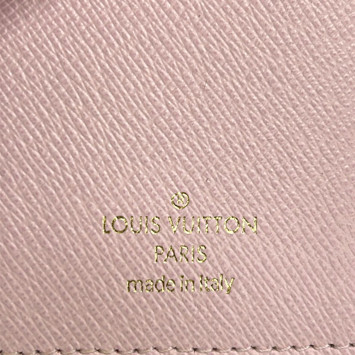Louis Vuitton Trifold Wallet by the Pool Portefeuille Victorine Rose Cles — view 5