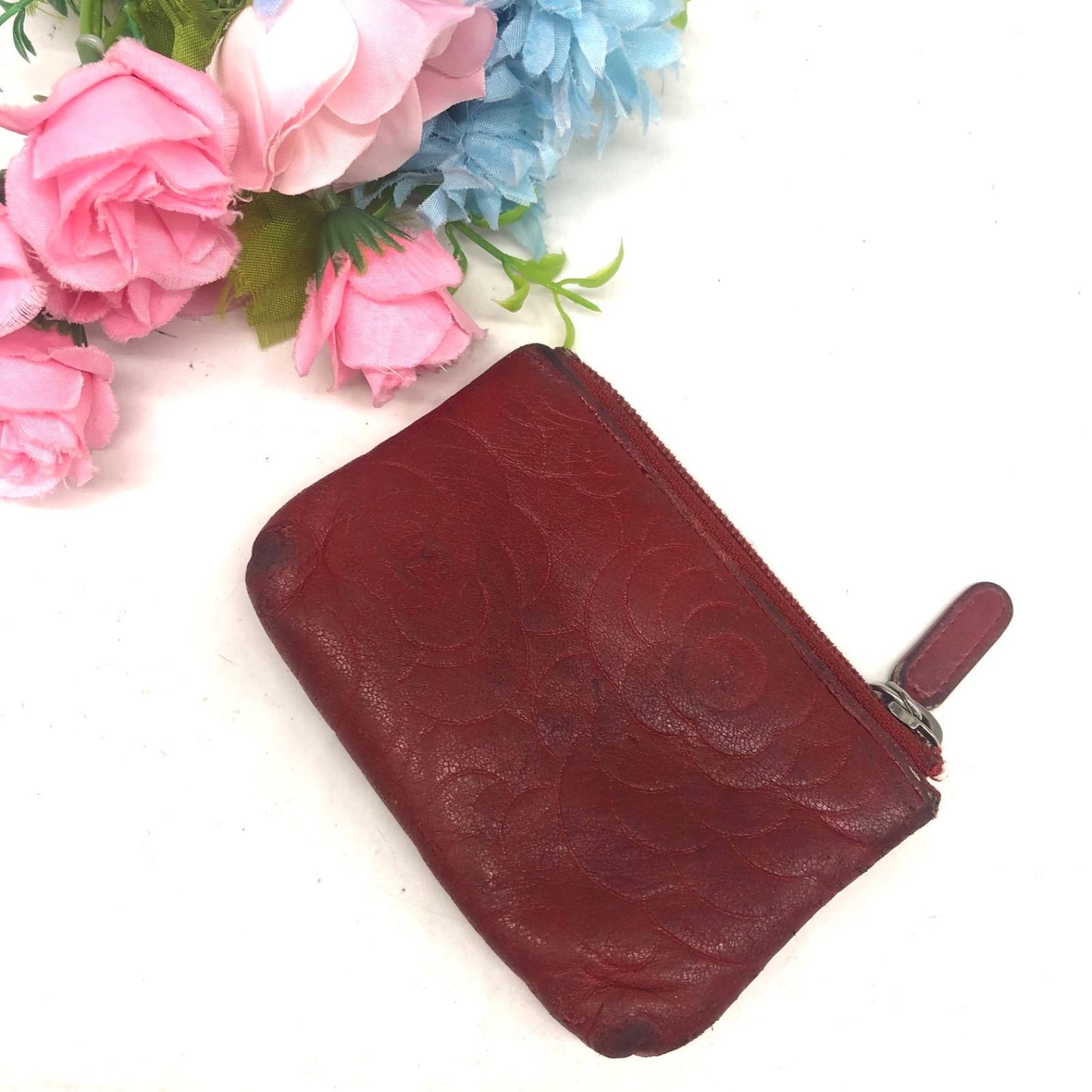 Chanel Coin Case Pouch Camellia Red CC Logo — view 3