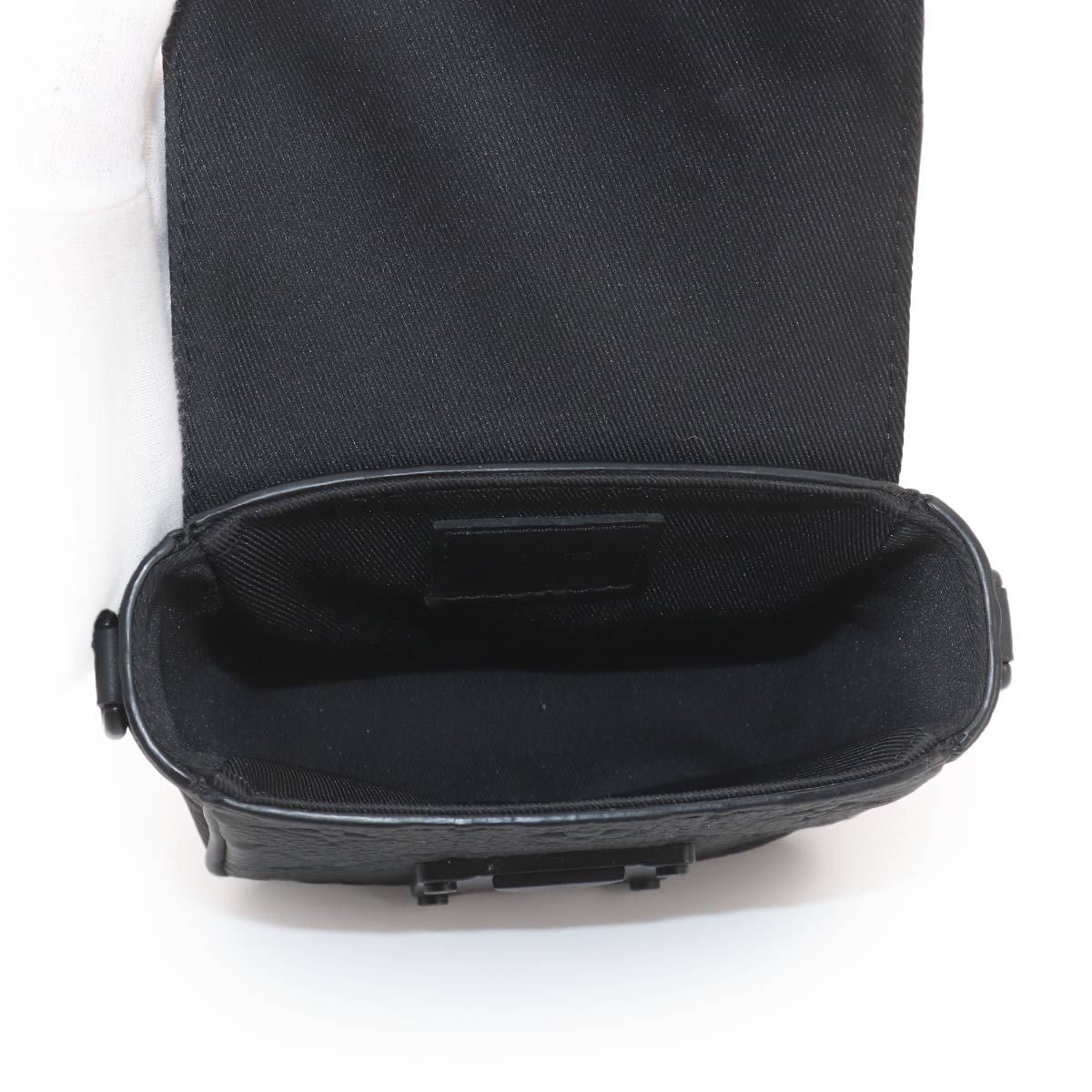 Louis Vuitton Monogram Taurillon Pico S Lock Shoulder Bag Leather Black — view 8
