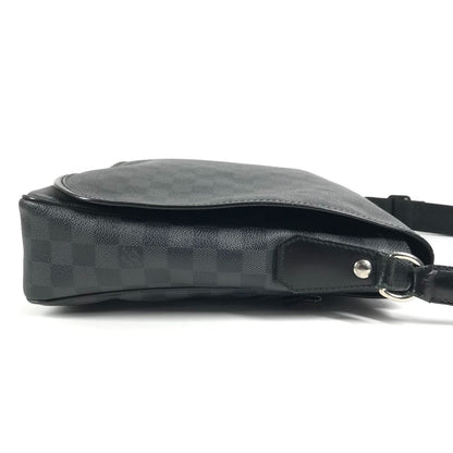 Louis Vuitton Shoulder Bag Daniel Damier Graphite Canvas Black — view 4