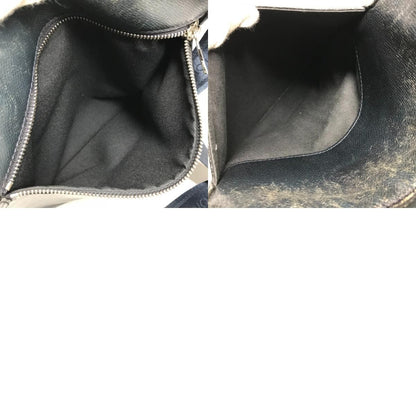Louis Vuitton Shoulder Bag Sasha Taiga Leather Boreal Navy — view 9