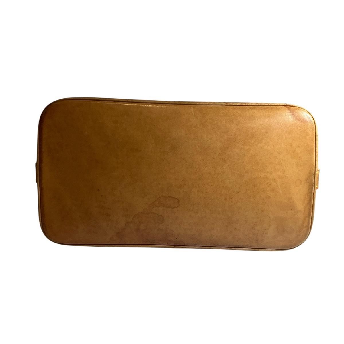 Louis Vuitton Alma Monogram Handbag Canvas — view 3