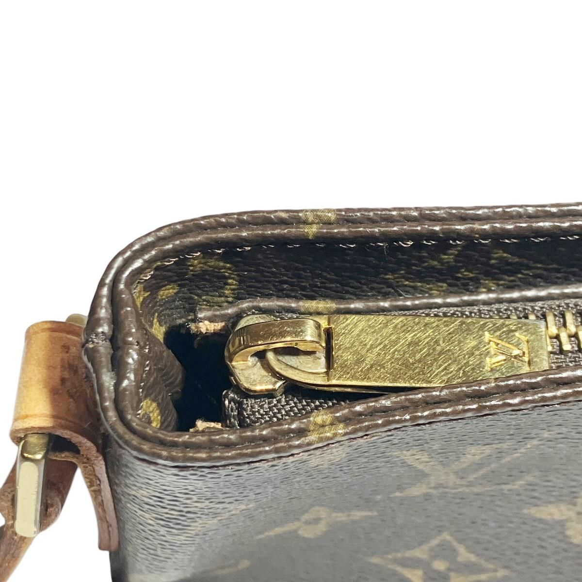 Louis Vuitton Trotteur Monogram Shoulder Bag Canvas — view 8
