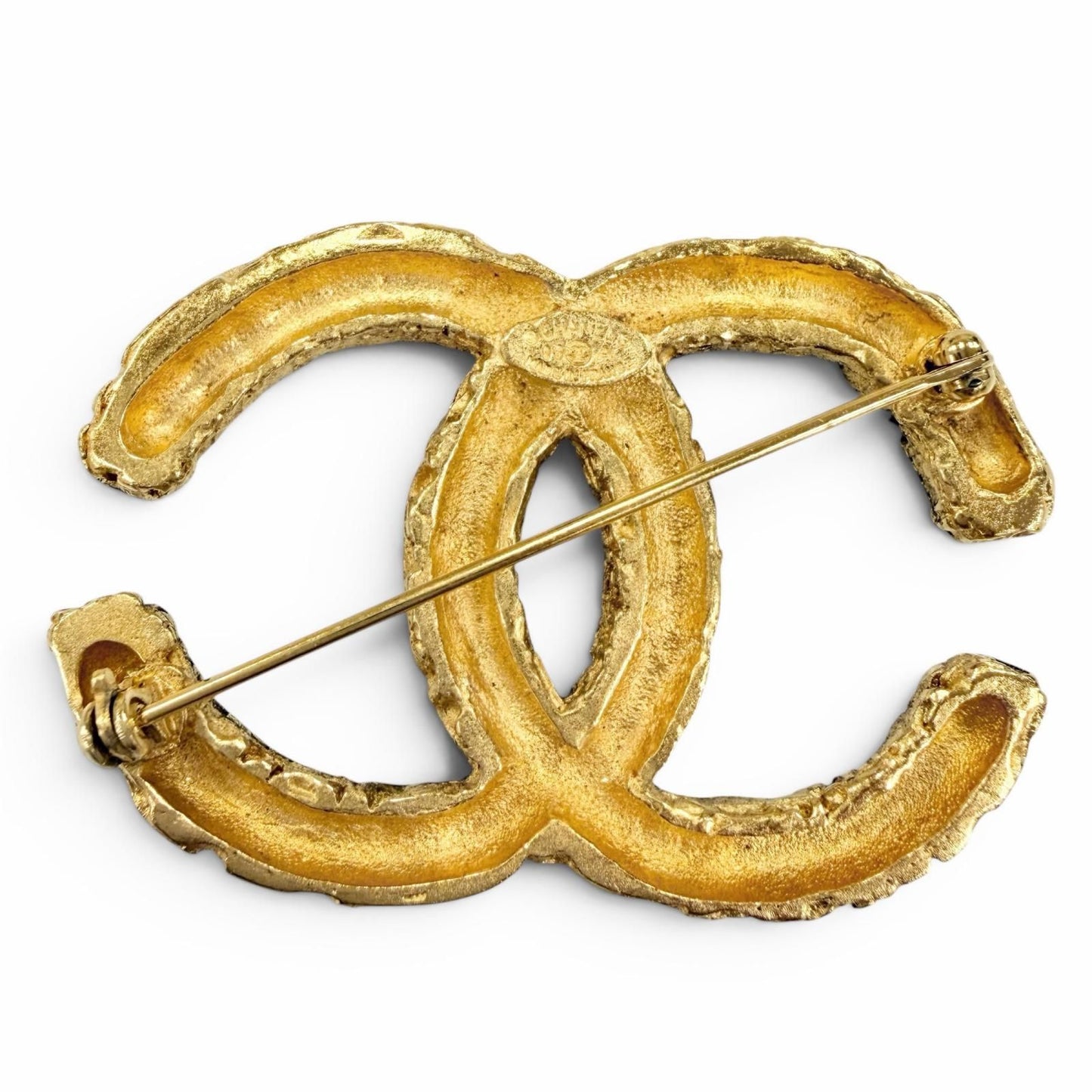 Chanel Vintage CC Logo Lava Brooch Gold — view 3