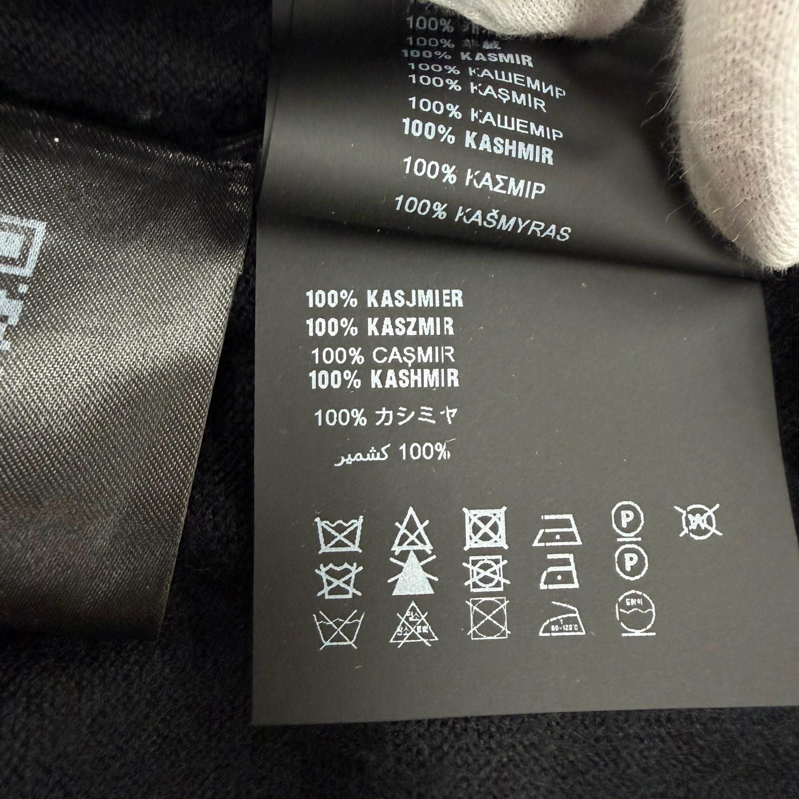 Prada Cashmere Logo Embroidery Round Neck Knit Sweater Black 48 — view 9