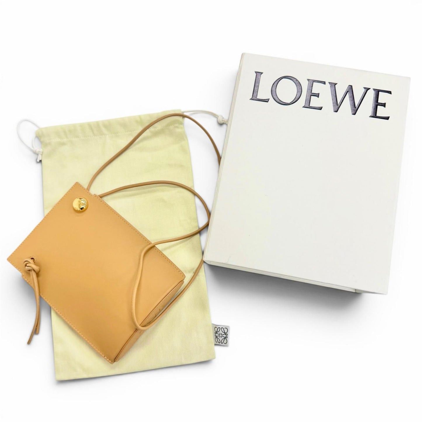 Loewe Pebble Dice Pocket Classic Calf Anagram Shoulder Bag Warm — view 2