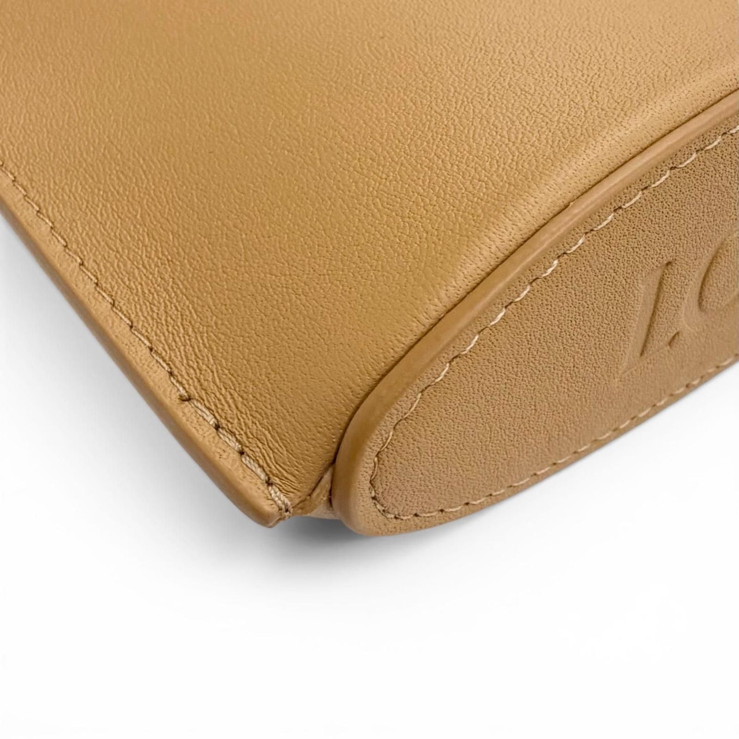 Loewe Pebble Dice Pocket Classic Calf Anagram Shoulder Bag Warm — view 6
