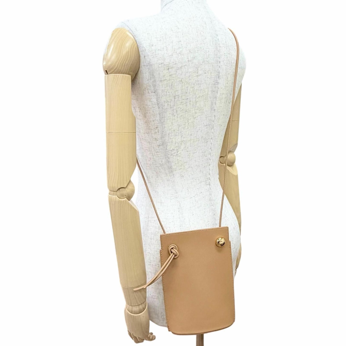 Loewe Pebble Dice Pocket Classic Calf Anagram Shoulder Bag Warm — view 8
