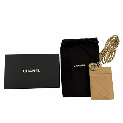 Chanel Lambskin CC Logo Quilted Chain Shoulder Card Case Beige Gold — view 2