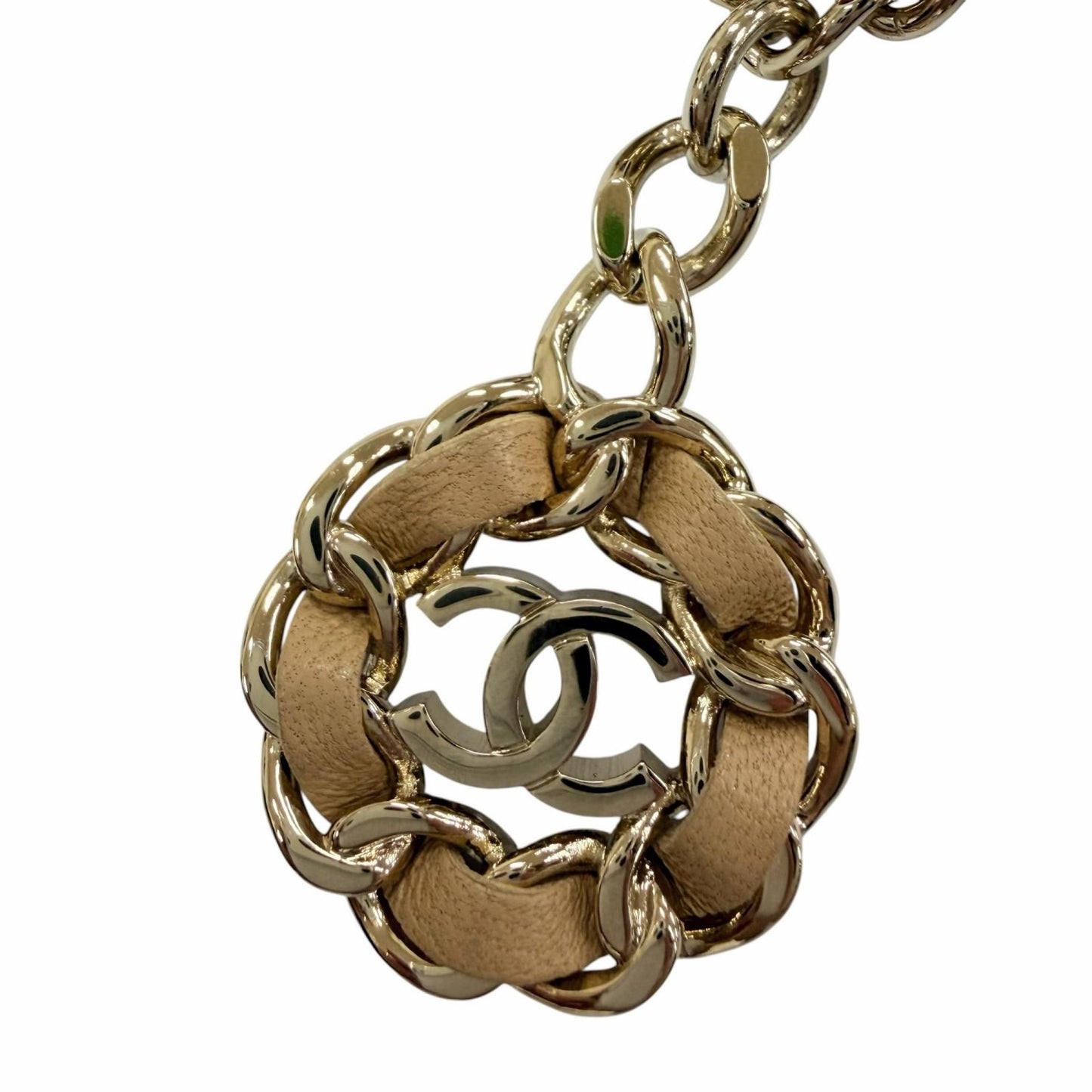 Chanel Lambskin CC Logo Quilted Chain Shoulder Card Case Beige Gold — view 6