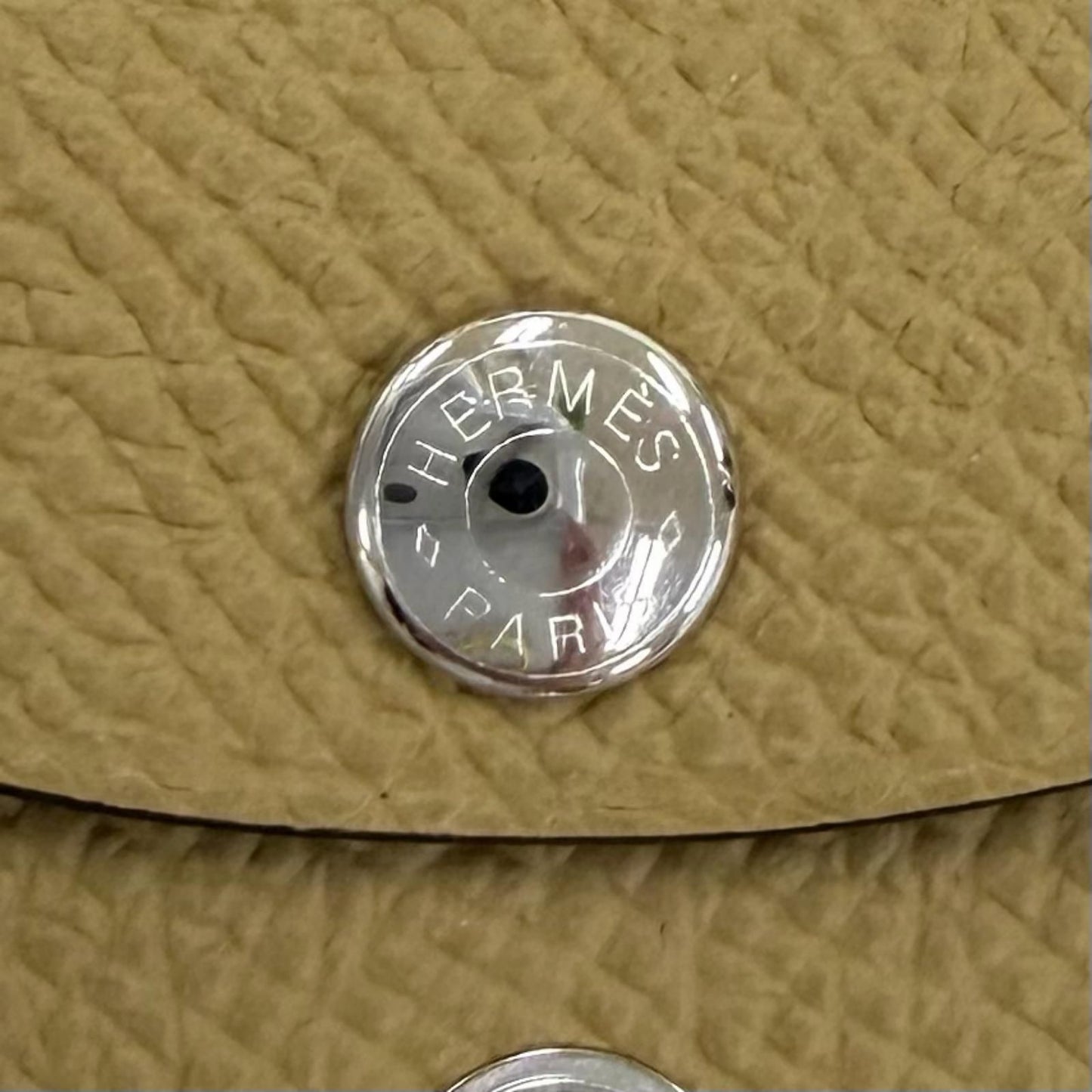 Hermes Calvi Duo Veau Epsom Dune Silver Series Compact Wallet Bifold — view 8
