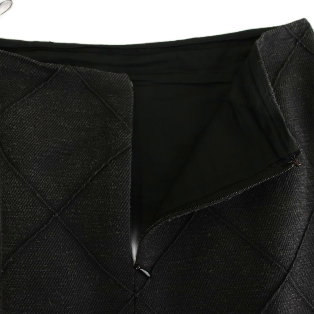 Chanel Silk Skirt Knee Length Flare Mermaid Silhouette CC Logo 34 Black Dark — view 3