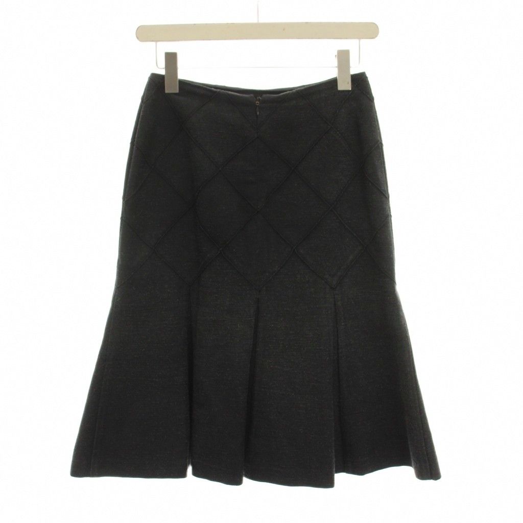 Chanel Silk Skirt Knee Length Flare Mermaid Silhouette CC Logo 34 Black Dark — view 2