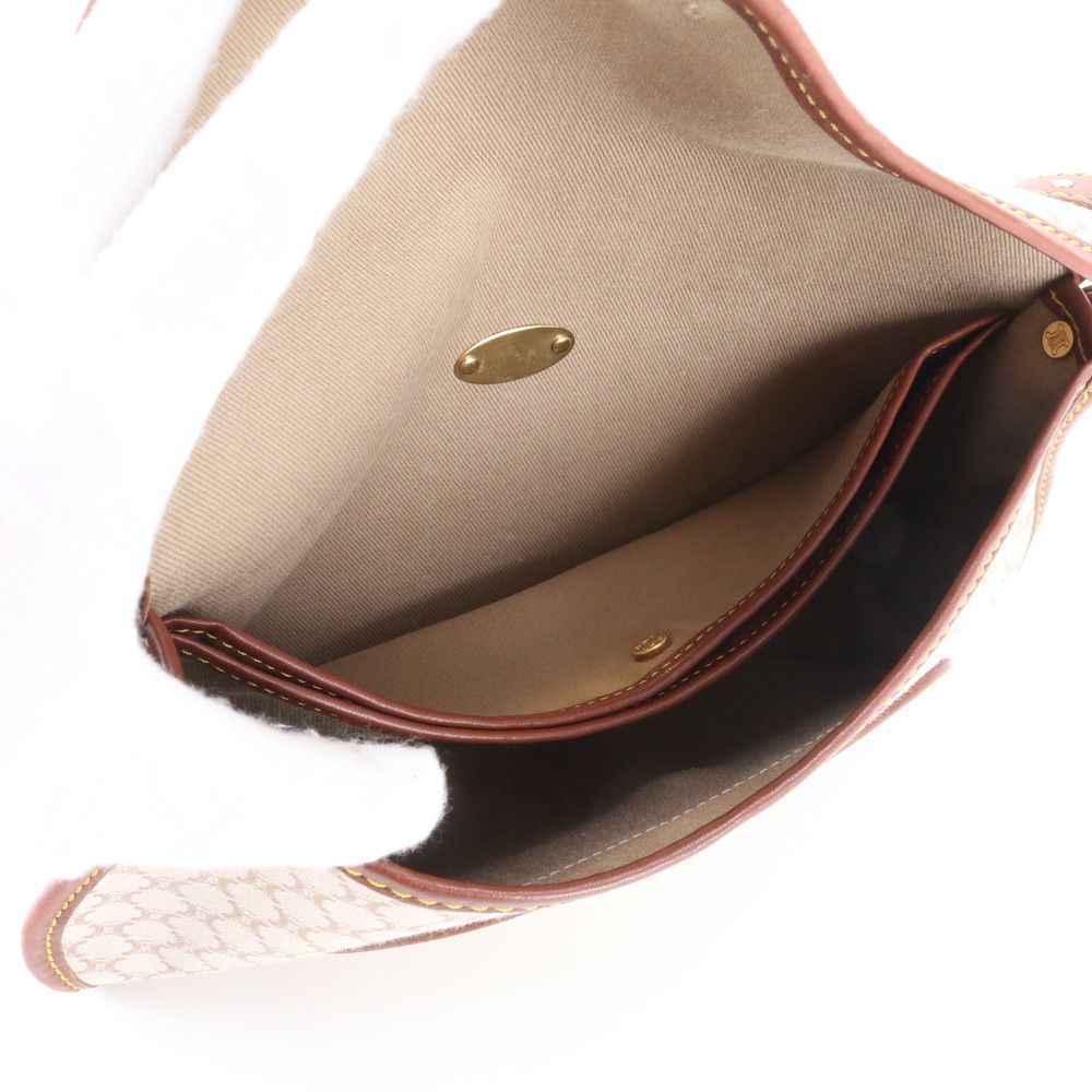 Celine Vintage Macadam Triomphe Leather Shoulder Bag Hand — view 8