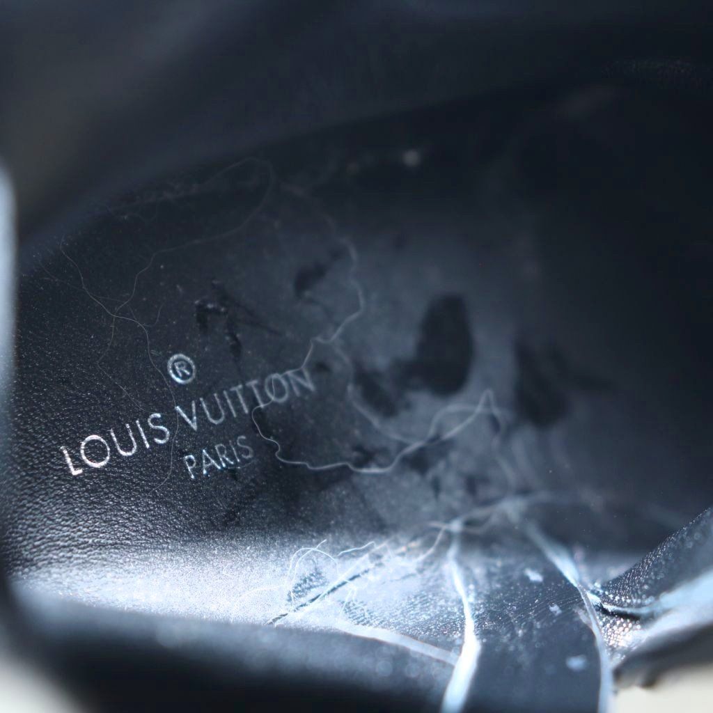 Louis Vuitton Callback Line Short Boots Round Toe Chunky Heels Suede Logo — view 7