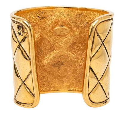 Chanel CC Logo Quilted Bangle Gold Plated 1- Bracelet — view 3