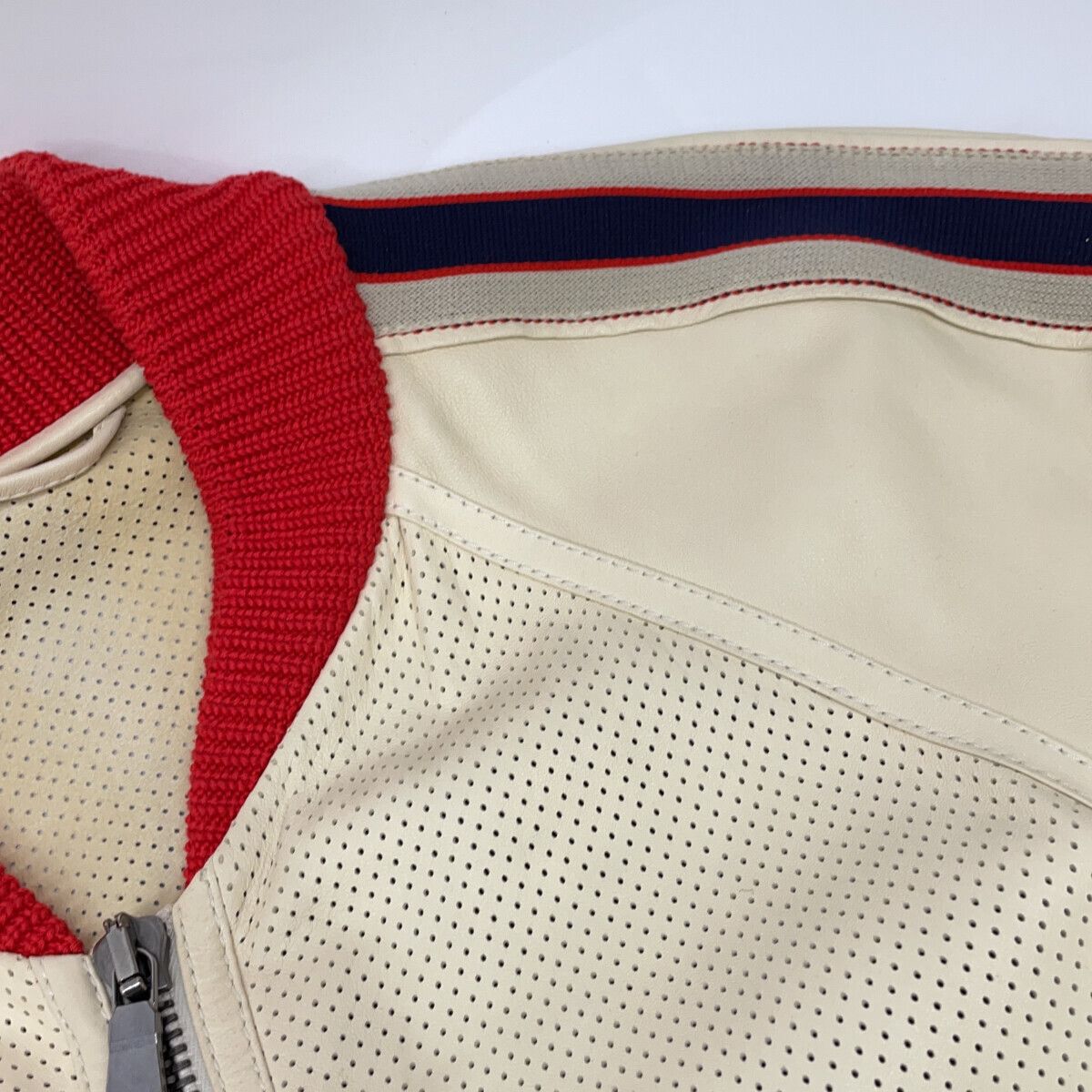 Gucci Beige Lambskin Back Logo Perforated Leather Jacket Bomber 44 — view 9