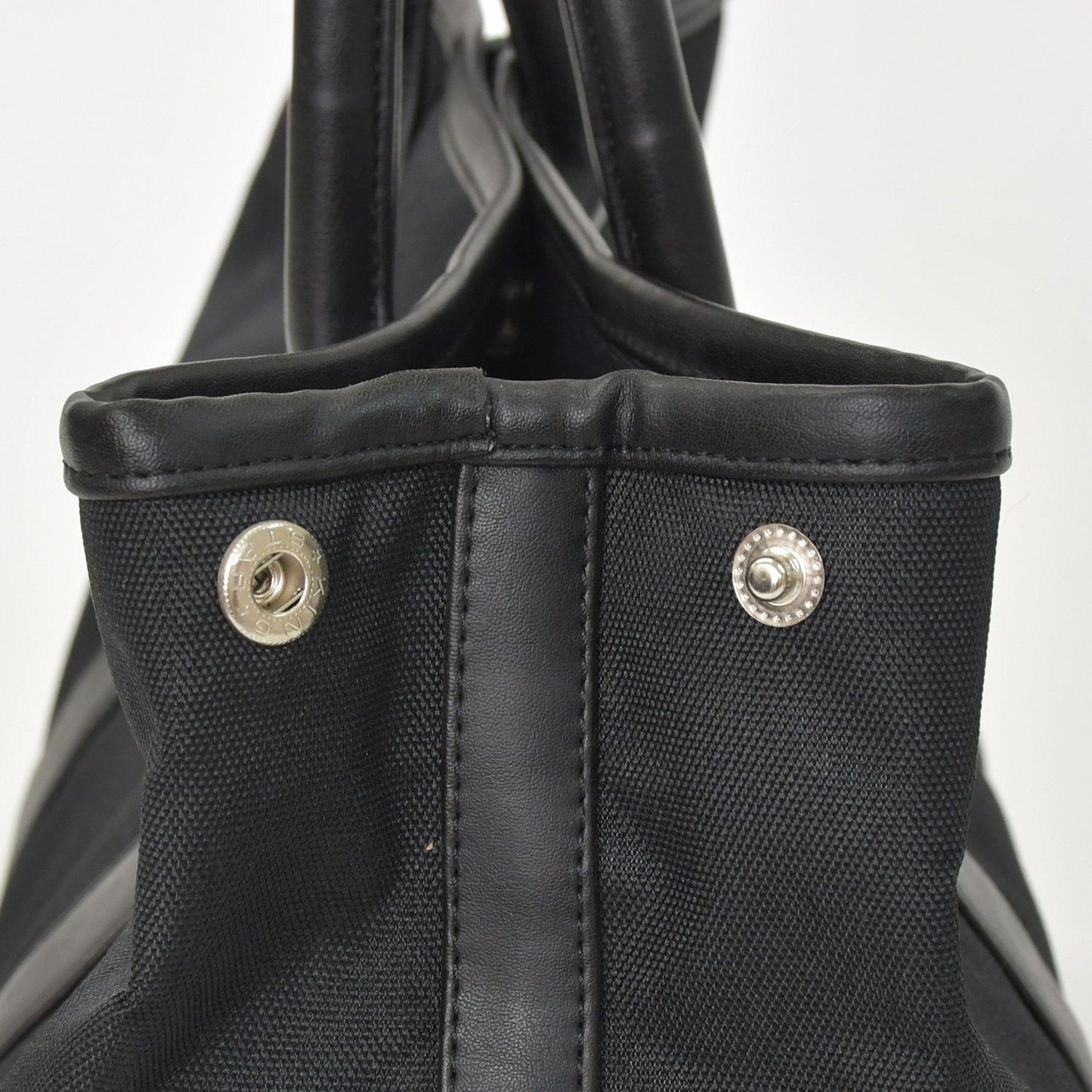Saint Laurent Black Tote Bag Calfskin Silver — view 6
