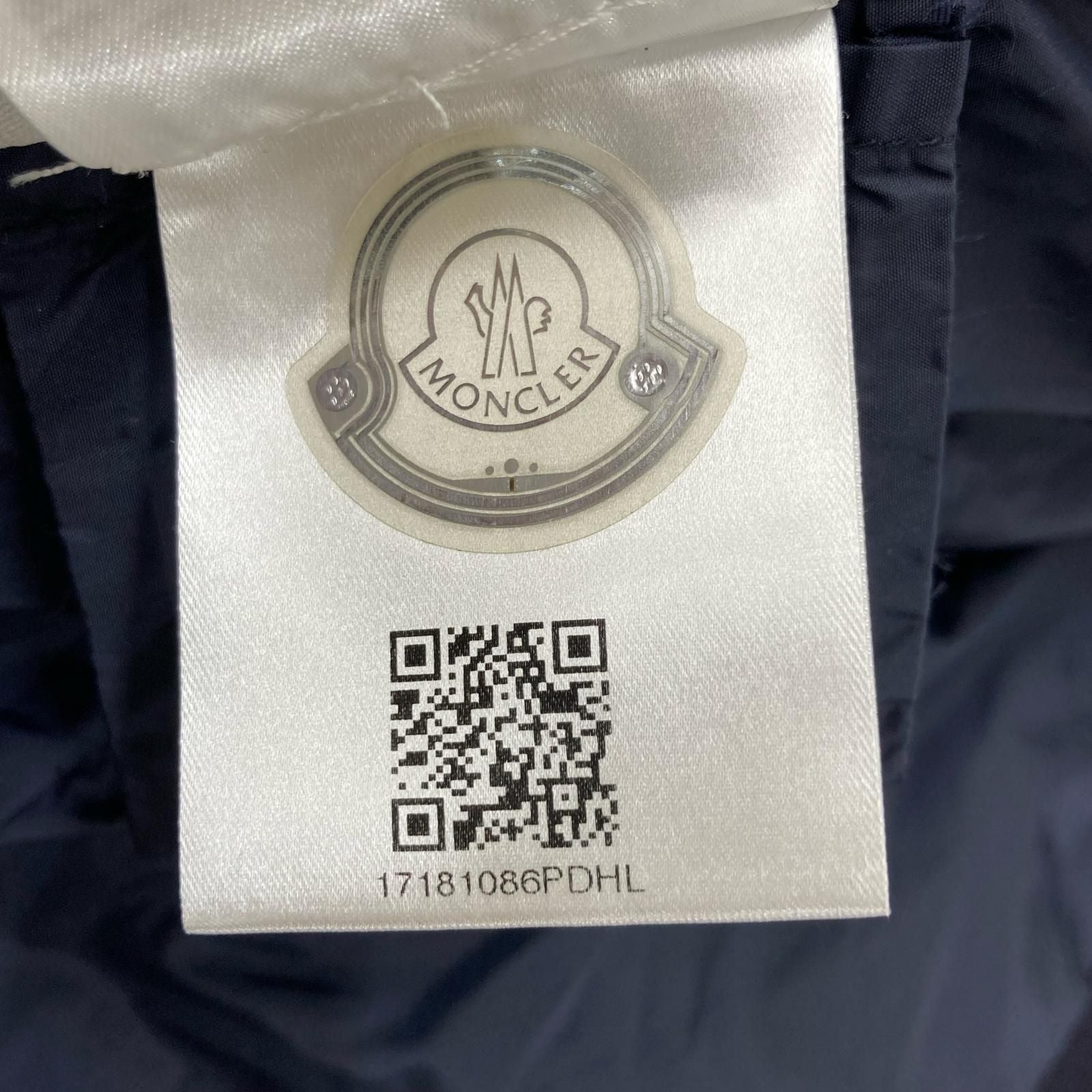Moncler Aulampia Double Breasted switch Down Jacket — view 6