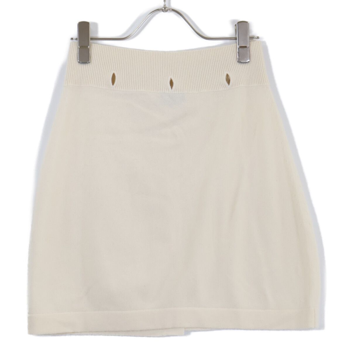 Chanel CC Logo Button Cashmere Sleeveless 34 Shirt — view 7