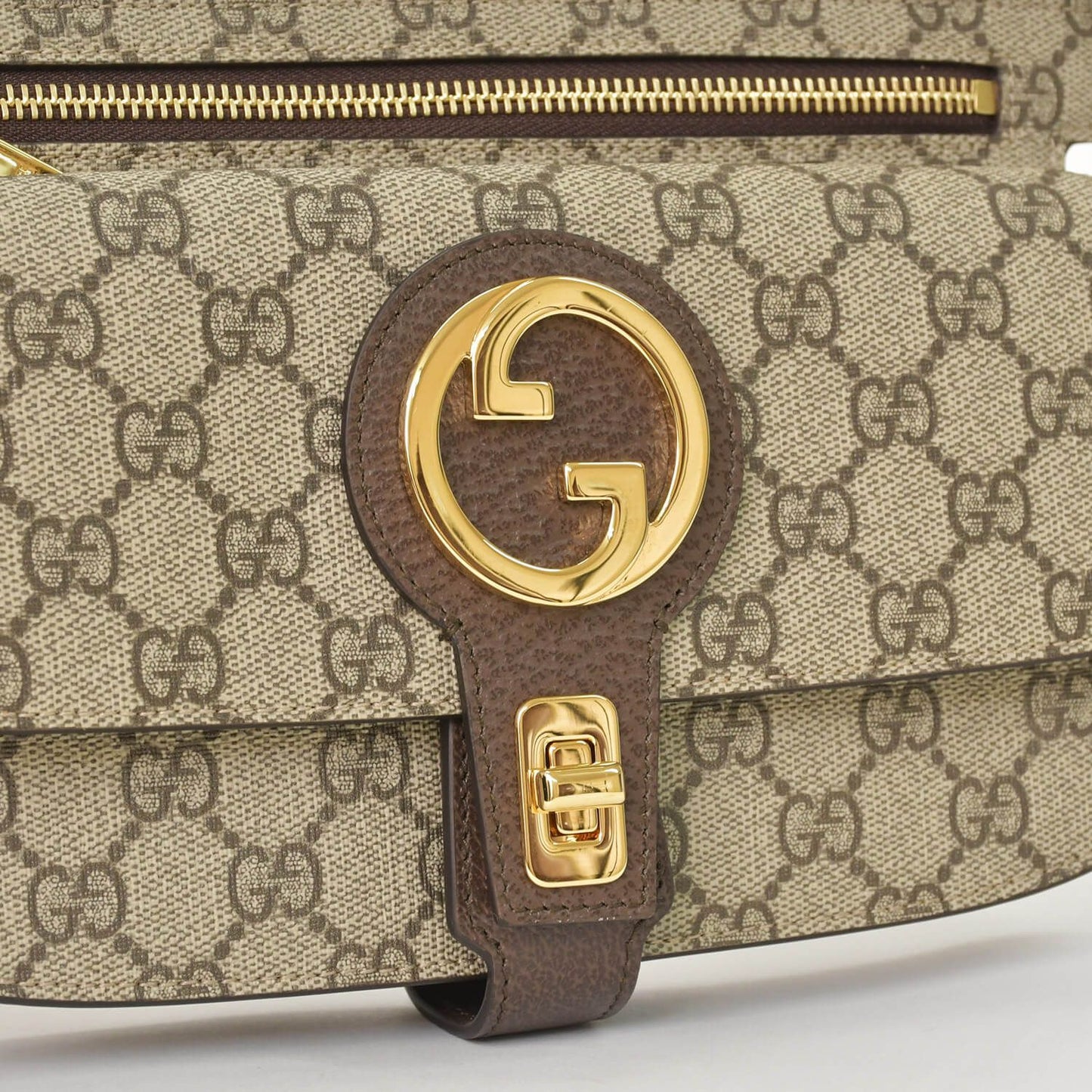 Gucci Blondie Belt Bag GG Supreme Canvas Beige Interlocking G King G Round — view 6