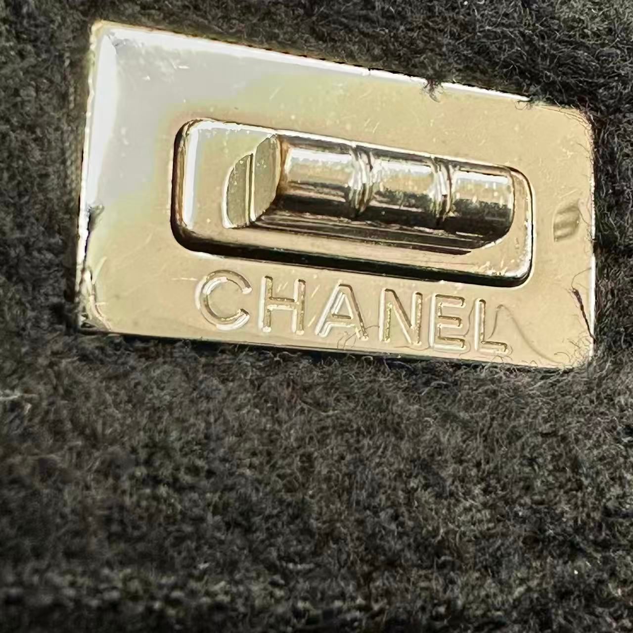 Chanel Short Quilted Leather Wool Black 44 — view 9