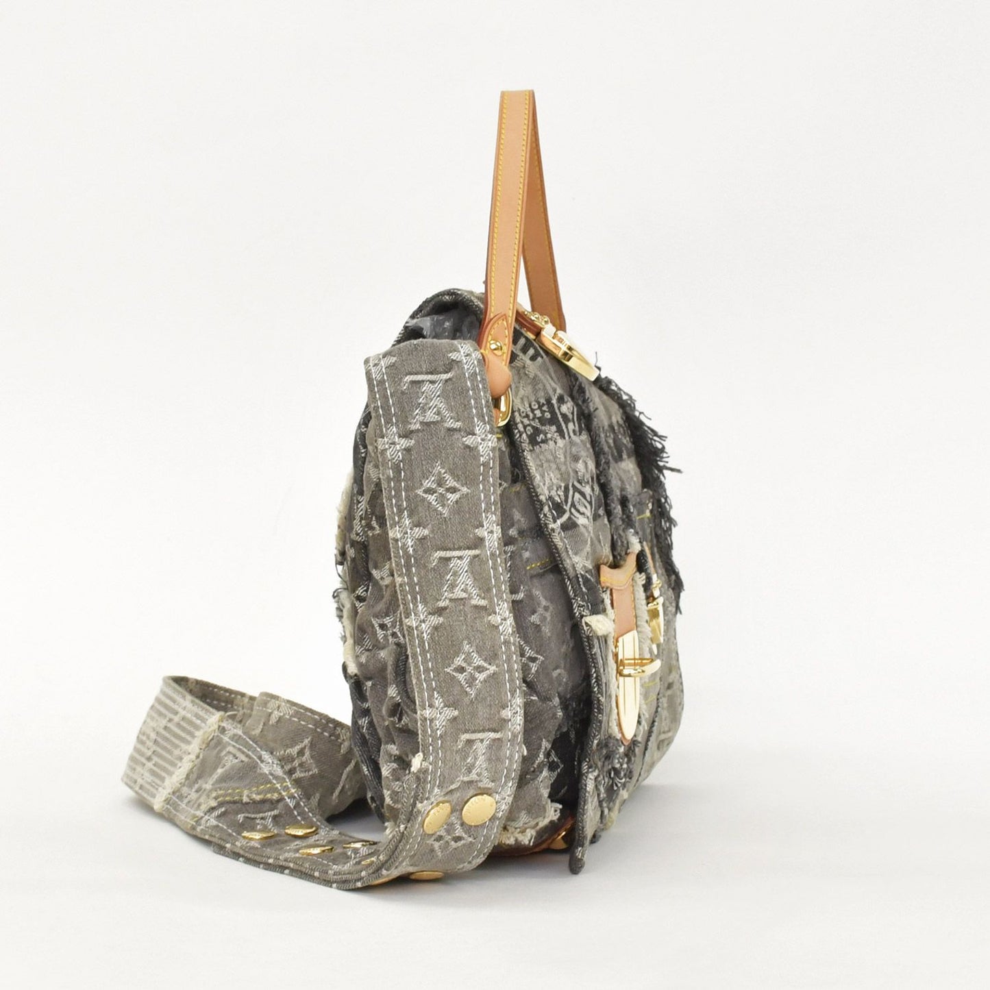 Louis Vuitton Monogram Denim Patchwork Posty Messenger Bag Gray — view 4