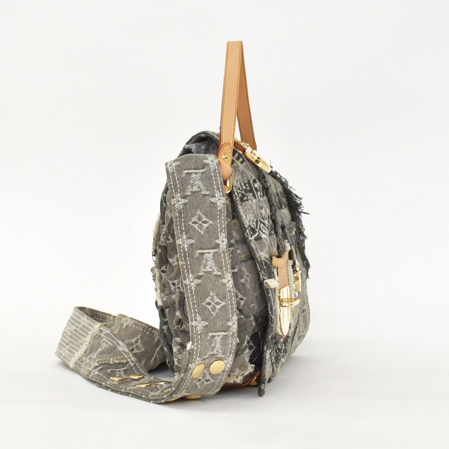 Louis Vuitton Monogram Denim Patchwork Posty Messenger Bag Gray — view 4