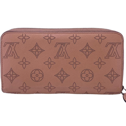 Louis Vuitton Zippy Wallet Monogram Mahina Leather Magnolia — view 2