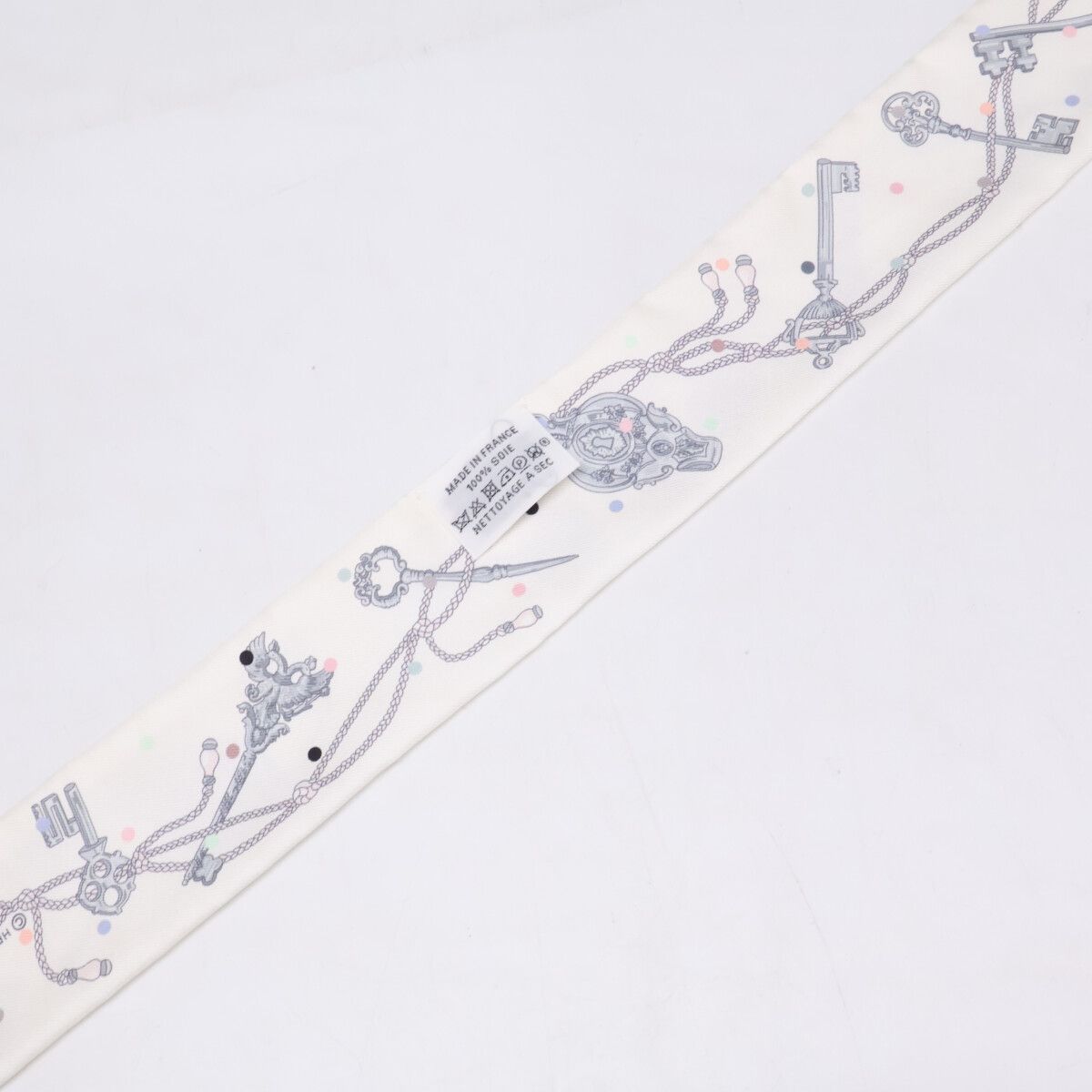 Hermes les Cles a Pois Key Motif Silk Twill Scarf — view 6