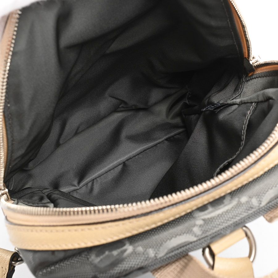 Gucci Backpack Off the Grid Sling — view 4